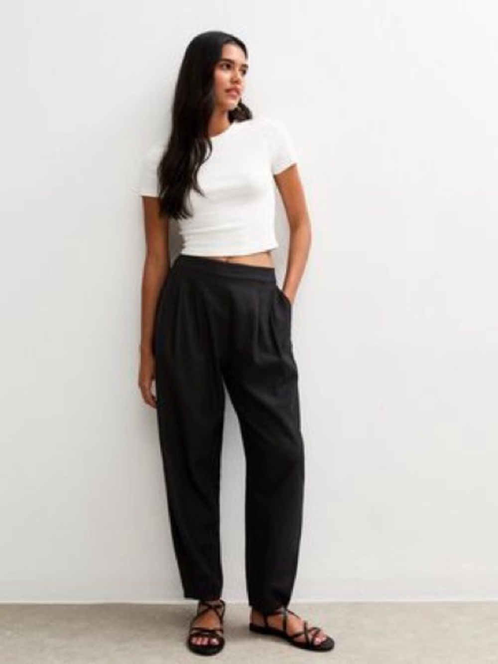 H&M Black Pleated High-Rise Trousers